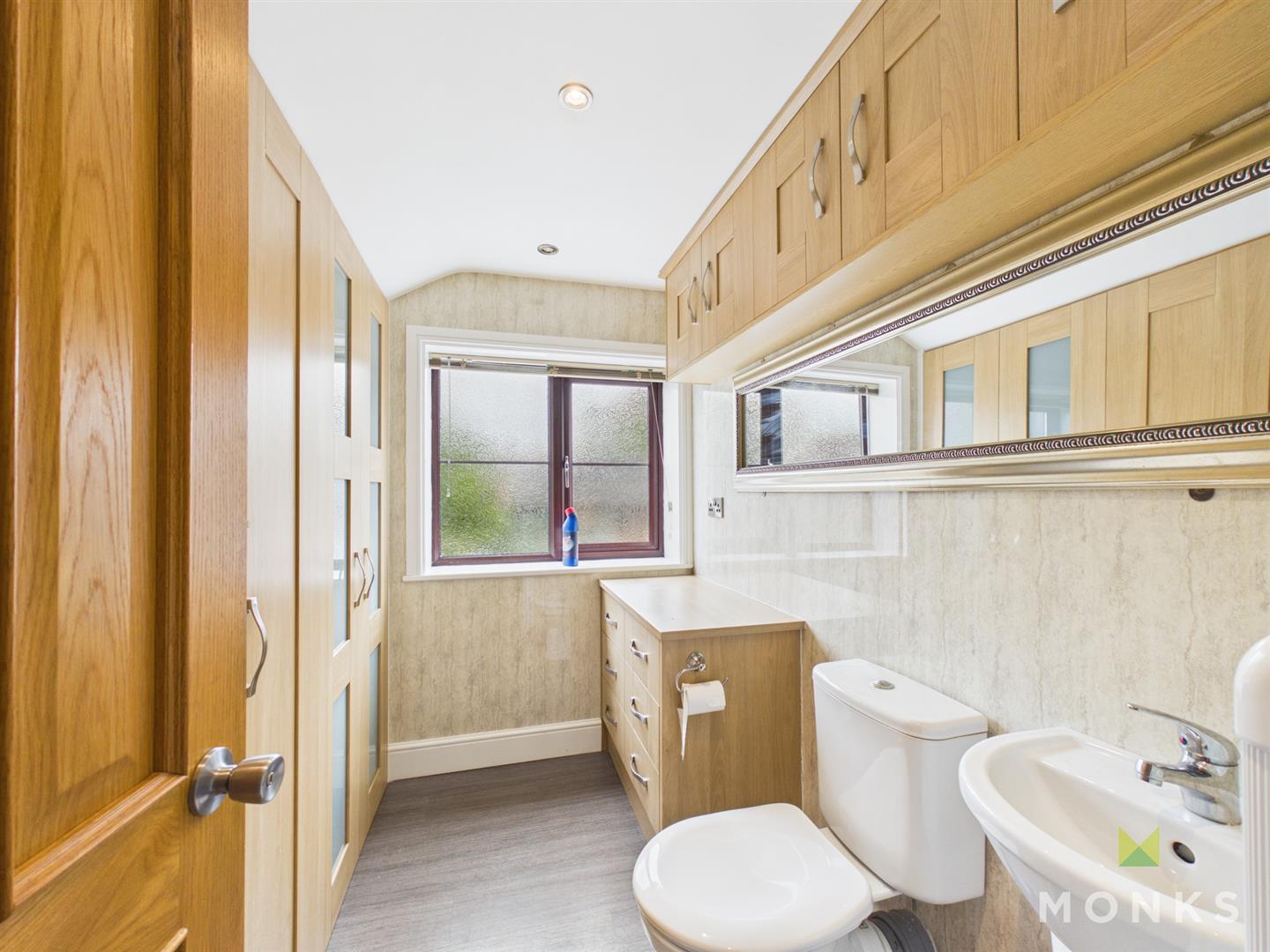 1 St. Georges Court, Shrewsbury, SY4 2FN For Sale